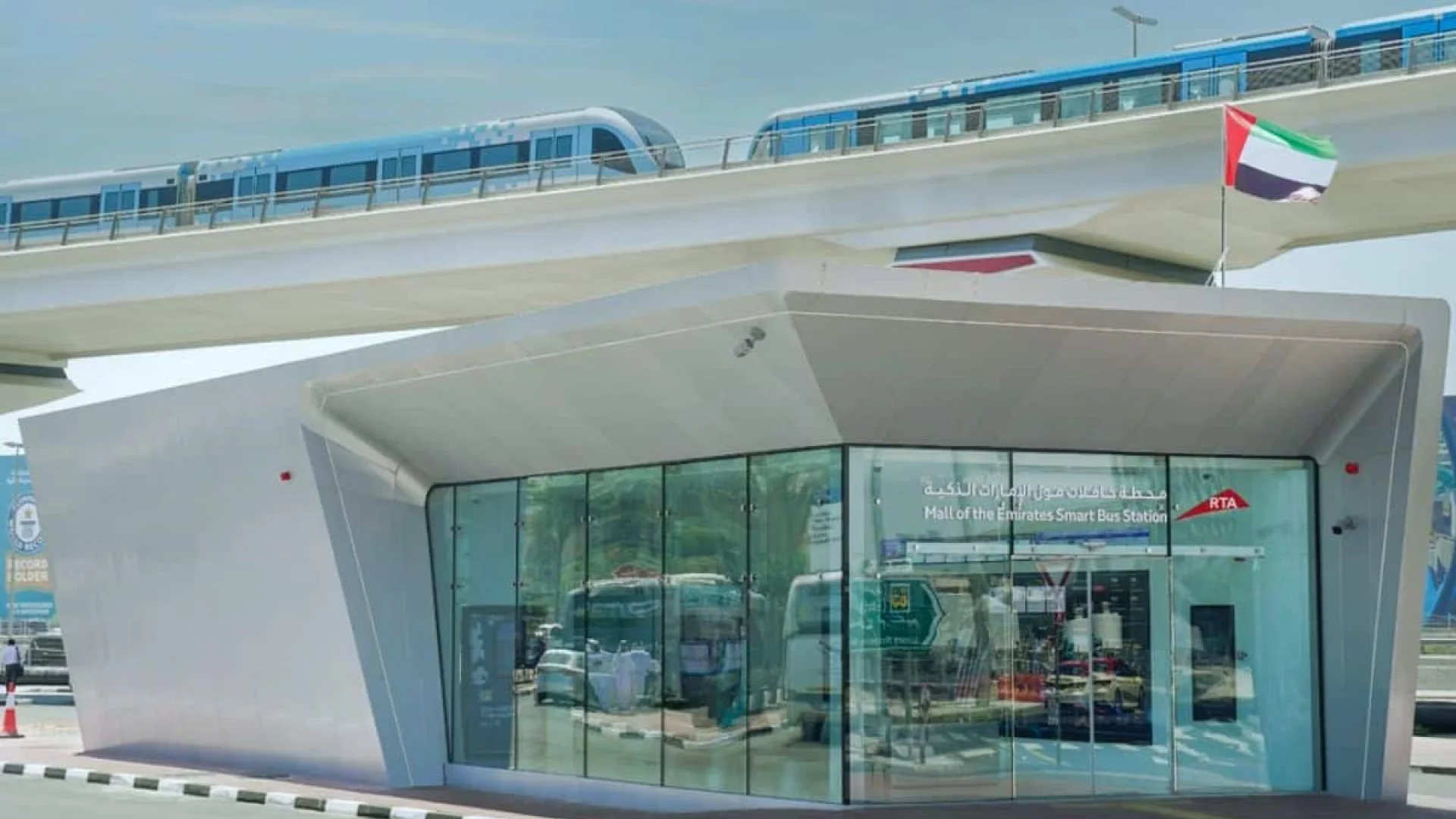 Dubai eröffnet erste Smart-Busstation | Mall of the Emirates | Die Geissens Real Estate | Luxus Immobilien mit Carmen und Robert Geiss – Die Geissens in Dubai